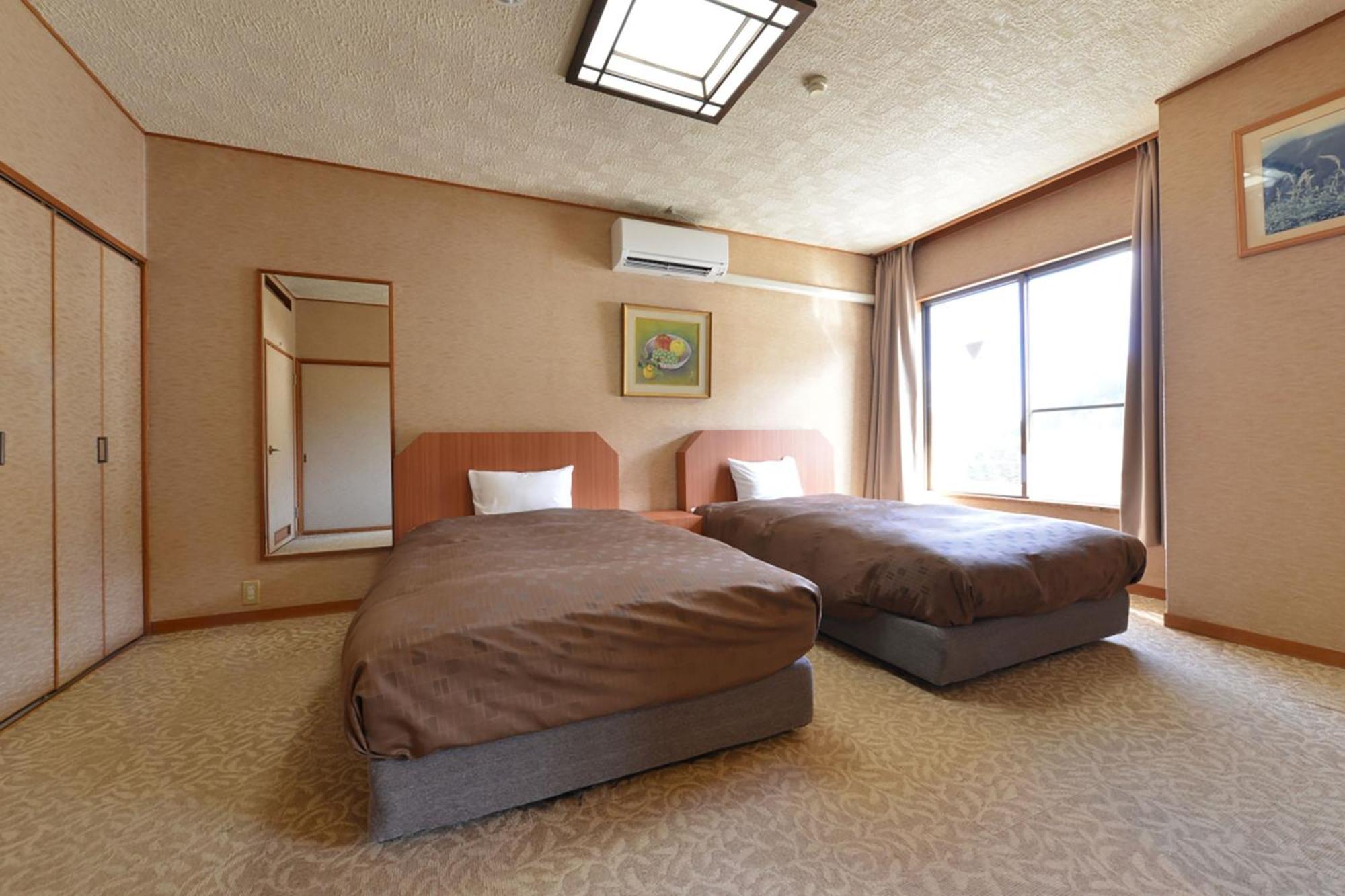Hotel Ooedo Onsen Monogatari Shinshu Kakeyu Ueda Exteriér fotografie